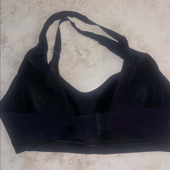 Lululemon bra 32c - Picture 2 of 4